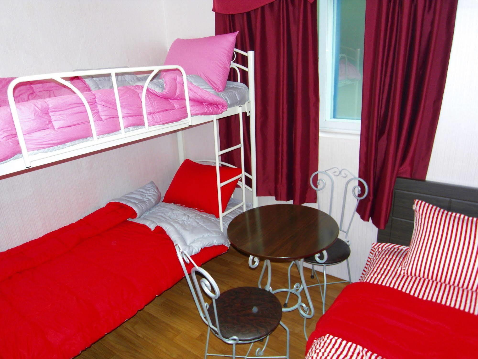 Monai Guesthouse Seoul Bagian luar foto