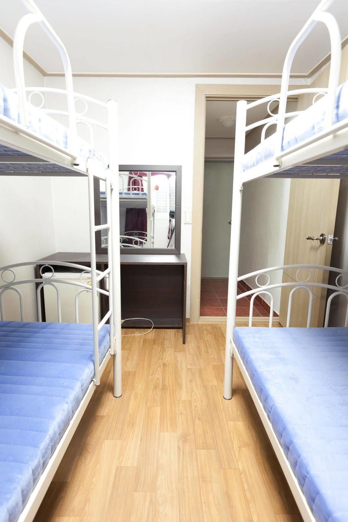 Monai Guesthouse Seoul Bagian luar foto